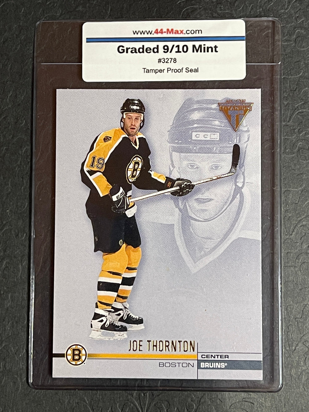 Joe Thorton 2002 Pacific Bruins #11 Card. 44-Max 9/10 Mint #3278