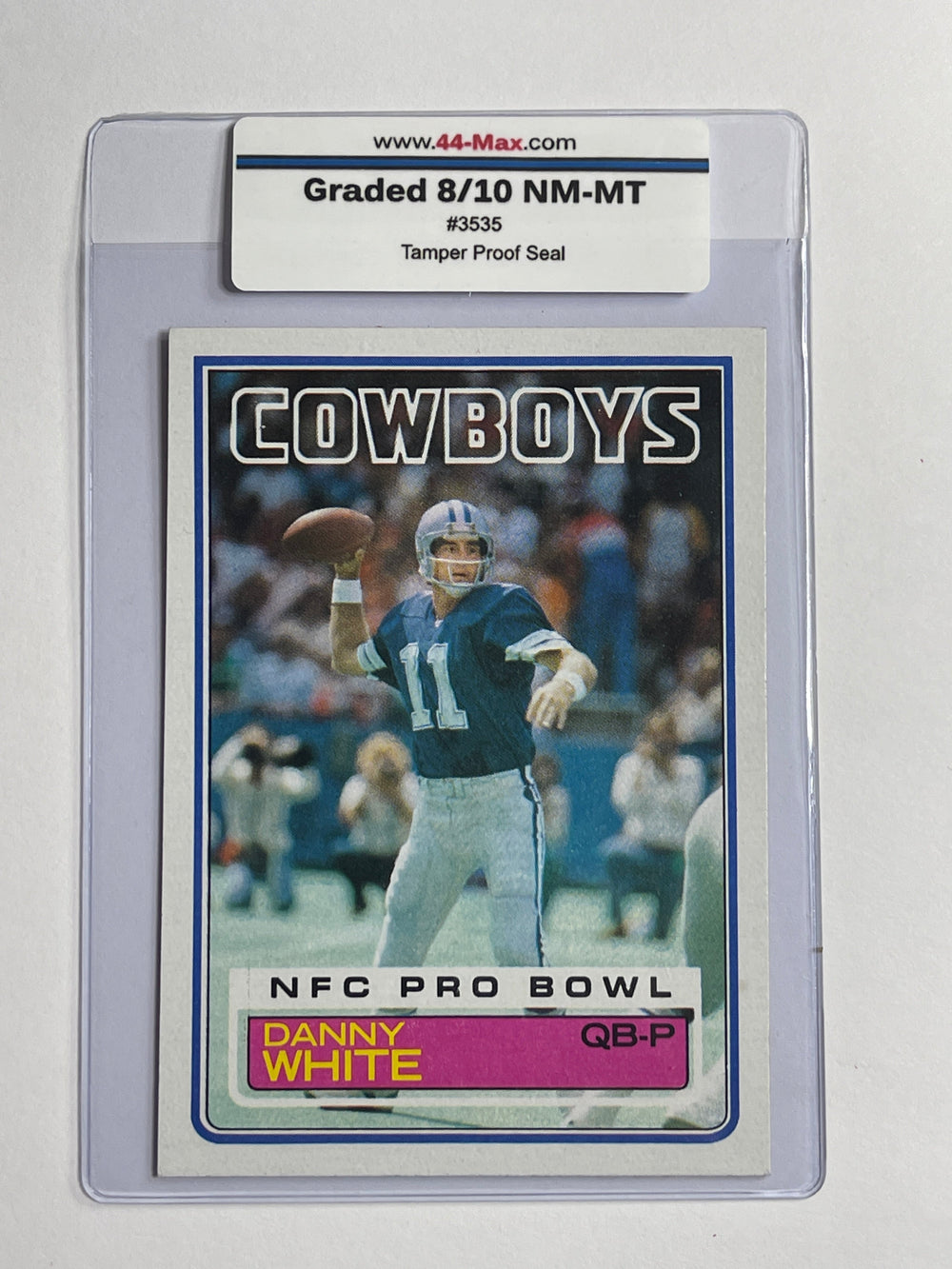 Danny White 1983 Topps Football Card. 44-Max 8/10 NM-MT #3535