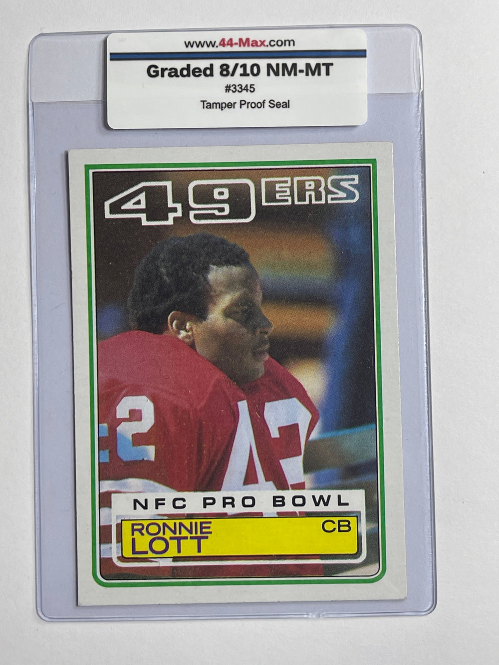 Ronnie Lott 1983 Topps Football Card. 44-Max 8/10 NM-MT #3345