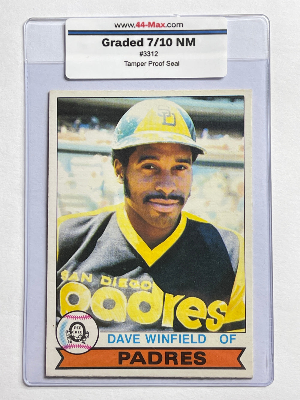 Dave Winfield 1979 O-Pee-Chee Baseball Card. 44-Max 7/10 NM #3312