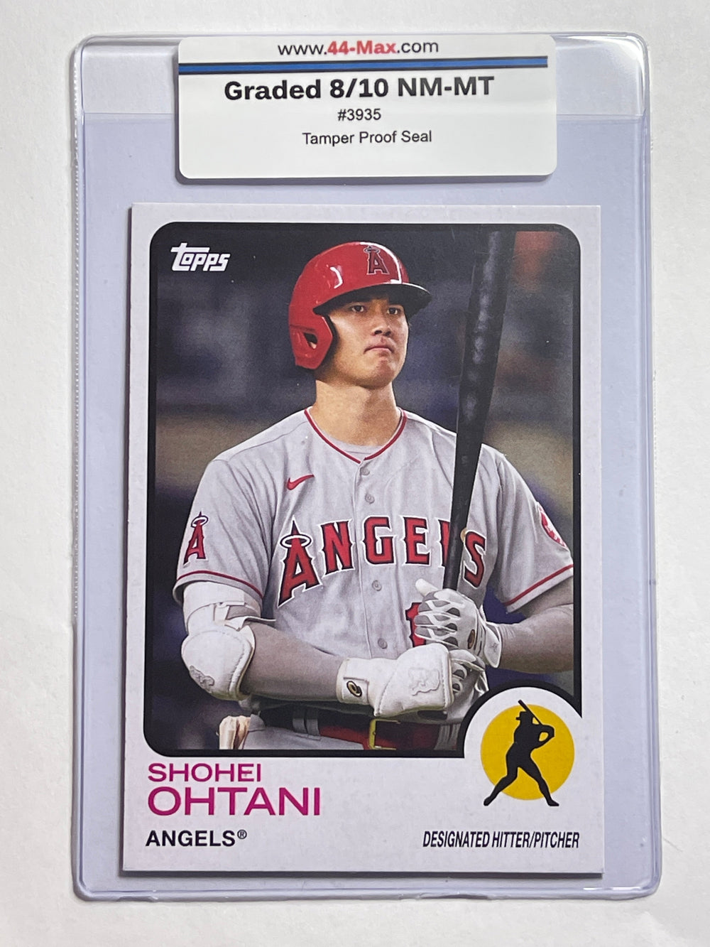 Shohei Ohtani 2021 Topps Baseball Card. 44-Max 8/10 NM-MT #3935
