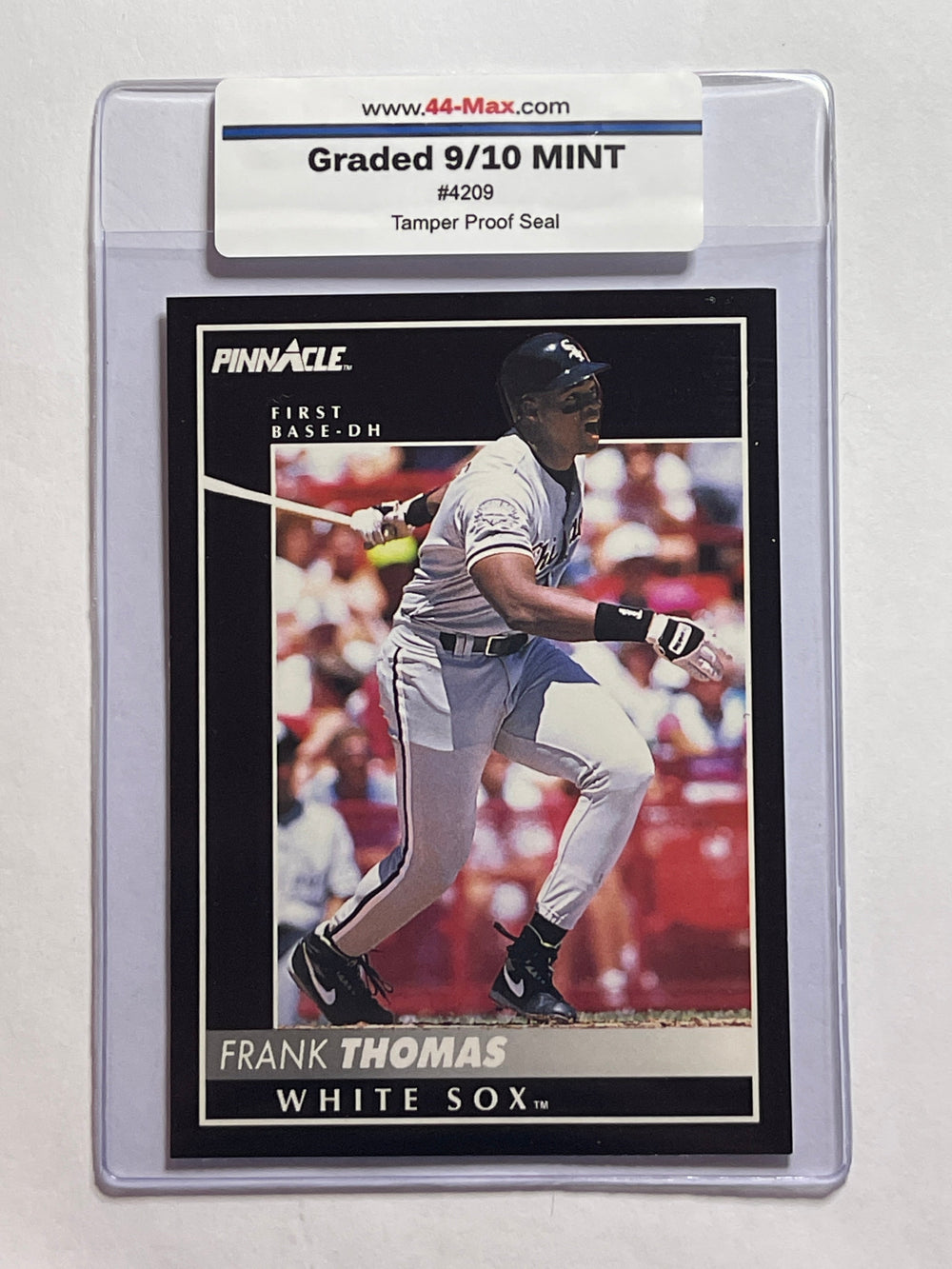 Frank Thomas 1992 Pinnacle Baseball Card. 44-Max 9/10 Mint #4209