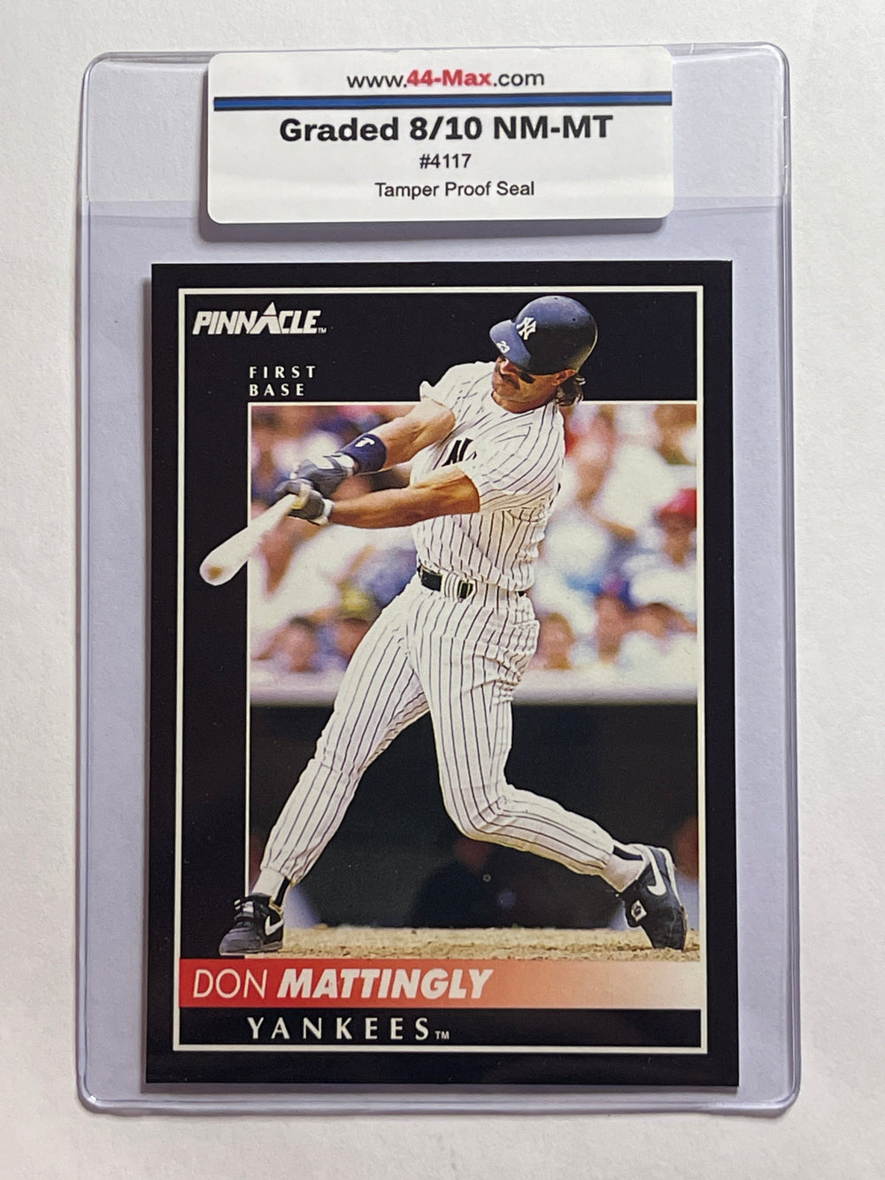 Don Mattingly 1992 Pinnacle Baseball Card. 44-Max 8/10 Mint #4117