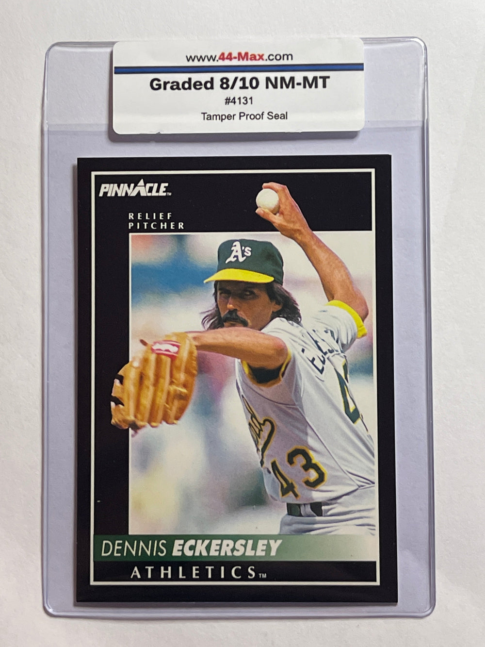 Dennis Eckersley 1992 Pinnacle Baseball Card. 44-Max 8/10 Mint #4131