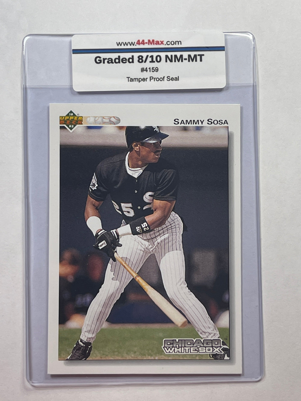 Sammy Sosa 1992 Upper Deck Baseball Card. 44-Max 8/10 NM-MT #4159