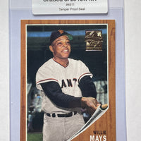 Willie Mays 1996 Topps Baseball Card. 44-Max 8/10 NM-MT #4611